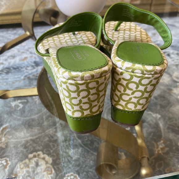 Coach sandals - Picture 6 of 17